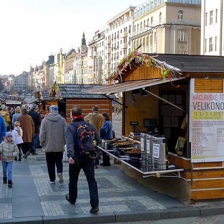 Black & White Apartment Prague By Wenceslas Square And Muzeum מראה חיצוני תמונה