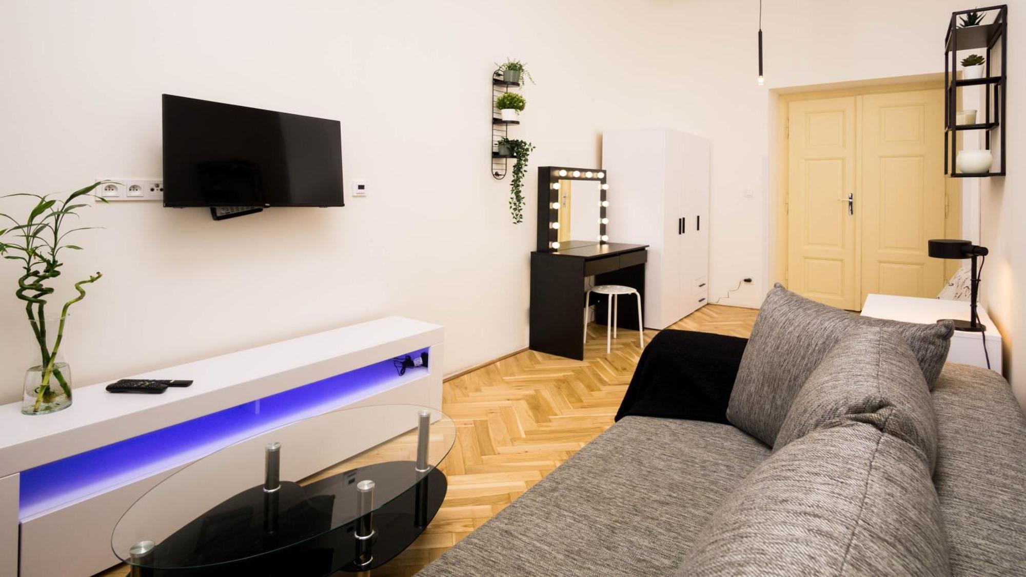 Black & White Apartment Prague By Wenceslas Square And Muzeum מראה חיצוני תמונה