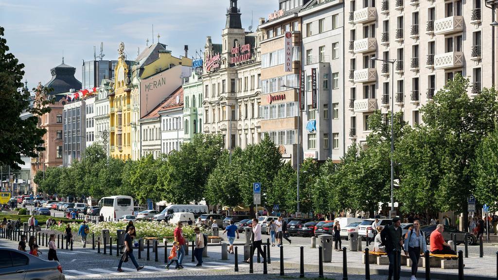 Black & White Apartment Prague By Wenceslas Square And Muzeum מראה חיצוני תמונה