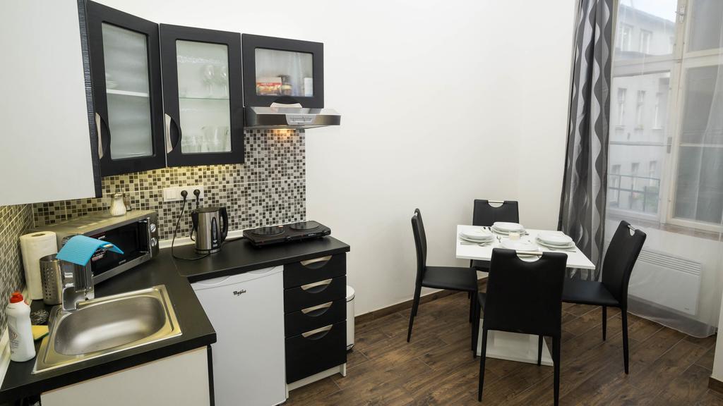 Black & White Apartment Prague By Wenceslas Square And Muzeum חדר תמונה